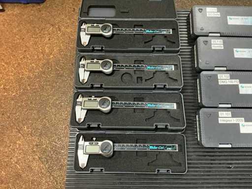 Set von 4 TESA Twin-Cal IP67 Digital-Bremssätteln